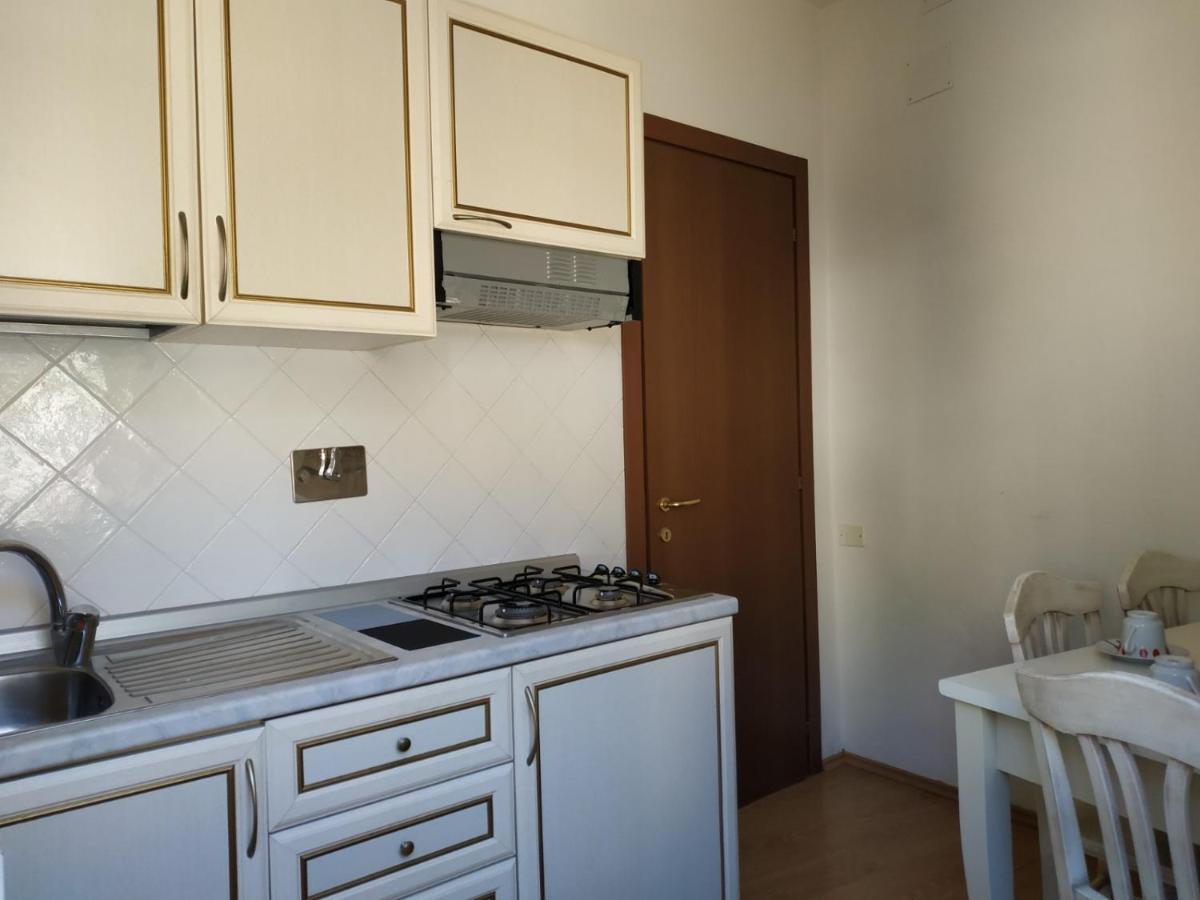 Shanti 1 - Terrace Apartment 리오마기오레 외부 사진