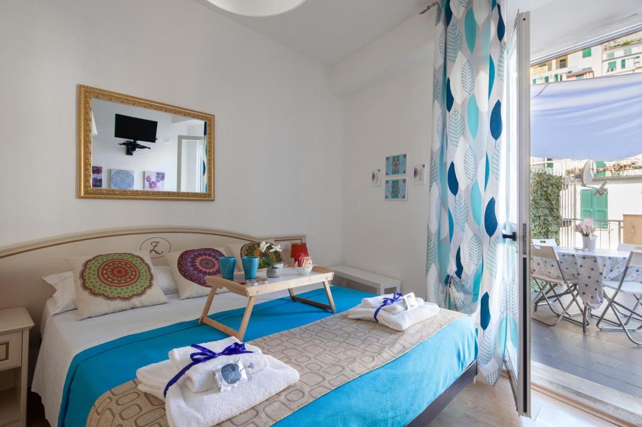 Shanti 1 - Terrace Apartment 리오마기오레 외부 사진